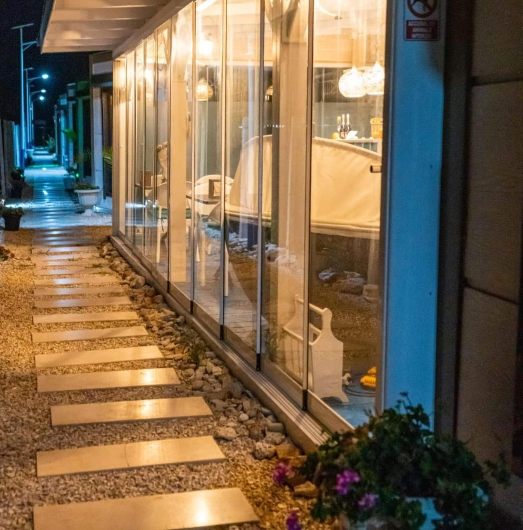 Breathe Hotel Vama Veche Ngoại thất bức ảnh
